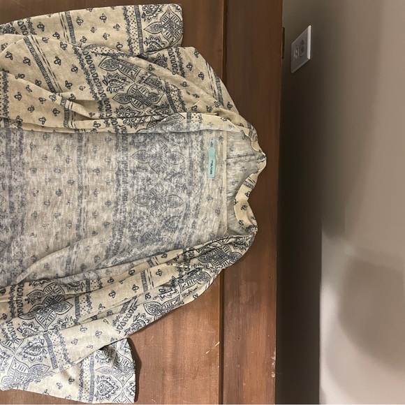 Maurice’s  Blue Patterned Cardigan - Picture 1 of 2
